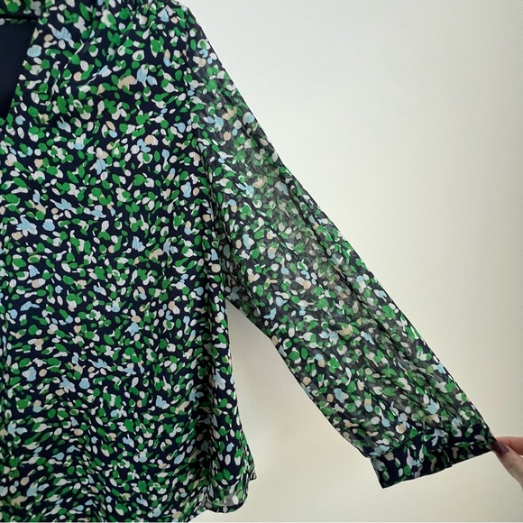Chico's Women's Abstract Dot Print Long Sleeve Chiffon Tunic Top 8/10 Blue Green - Picture 7 of 14